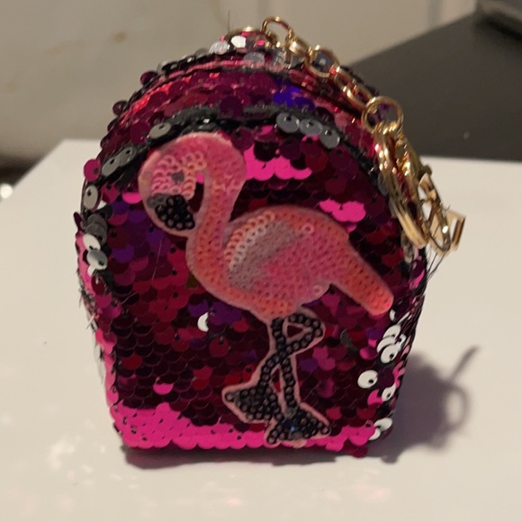 Sequins Keychains - Picture 2 of 8